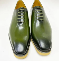 Burnished Calfskin Lace-Up Shoe Olive