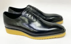 Burnished Calfskin Lace-Up Shoe Black