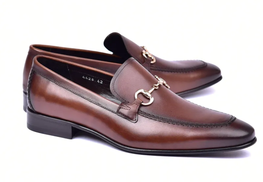 Style: 4428-Antique Brown