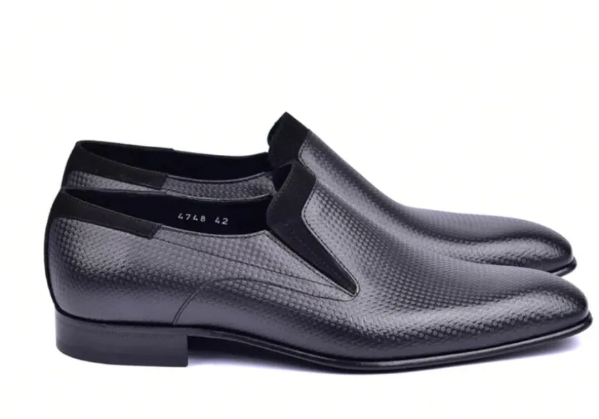 Style: Corrente 4748-Black