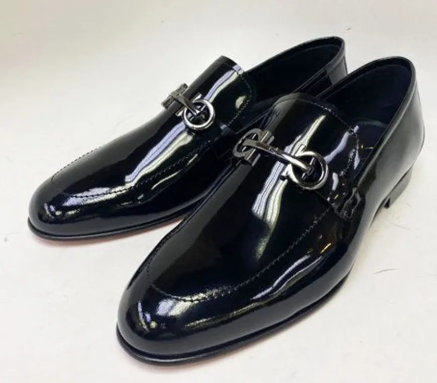 Style: 24020P-Black