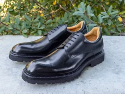 Ugo Vasare "Mason" Oxford-Black