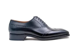 Ugo Vasare "Victor" Oxford-Black